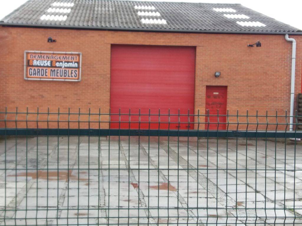 Garde-meubles Déménagement Breuse à Andenne Entrepôt garde meubles situé à Andenne - Déménagement Breuse